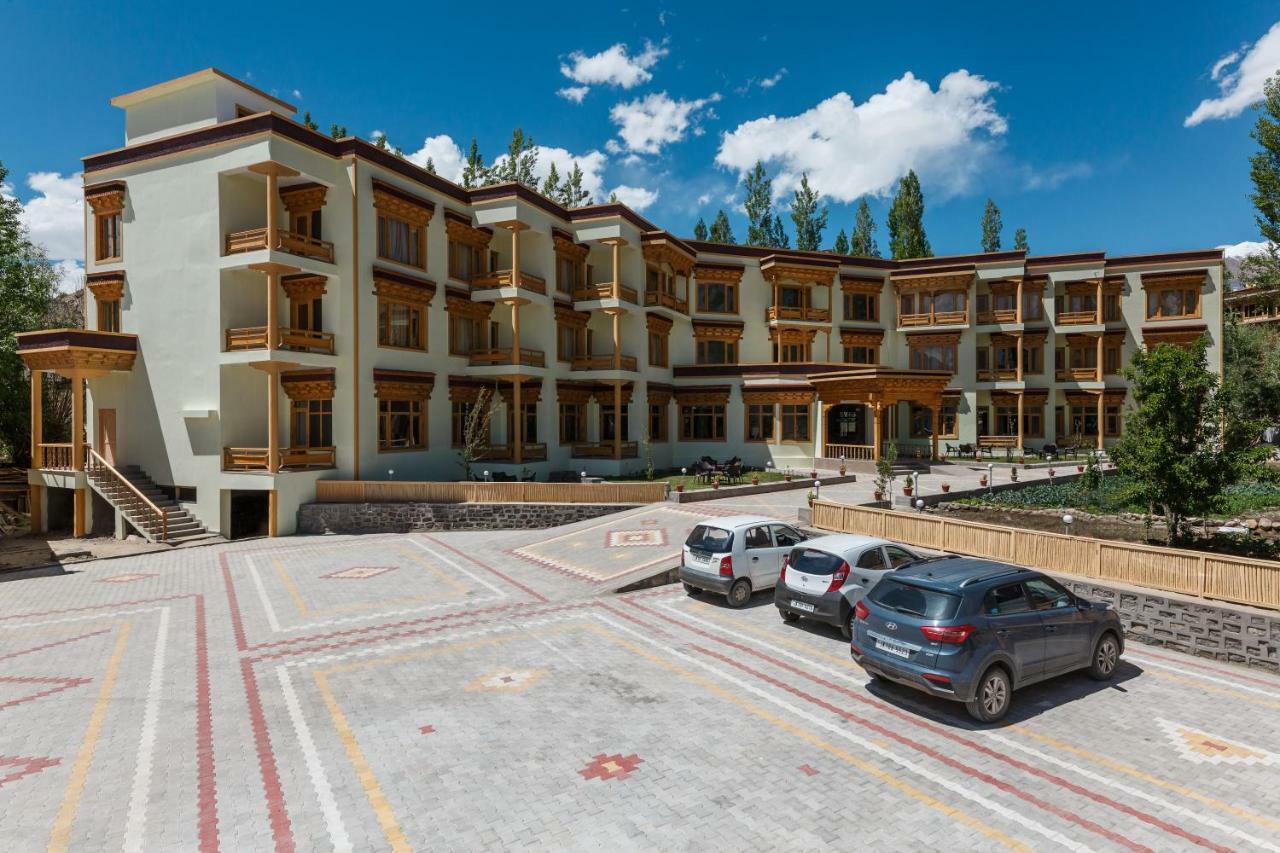 Hotel Leh Plaza Eksteriør billede